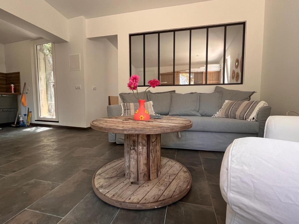 נים Maisonnette Independante Avec Jardin/Patio מראה חיצוני תמונה